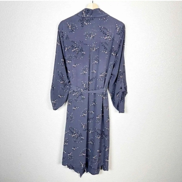 Torrid Grey Floral Georgette Drapy Belted Trench Coat/Jacket - Picture 7 of 13